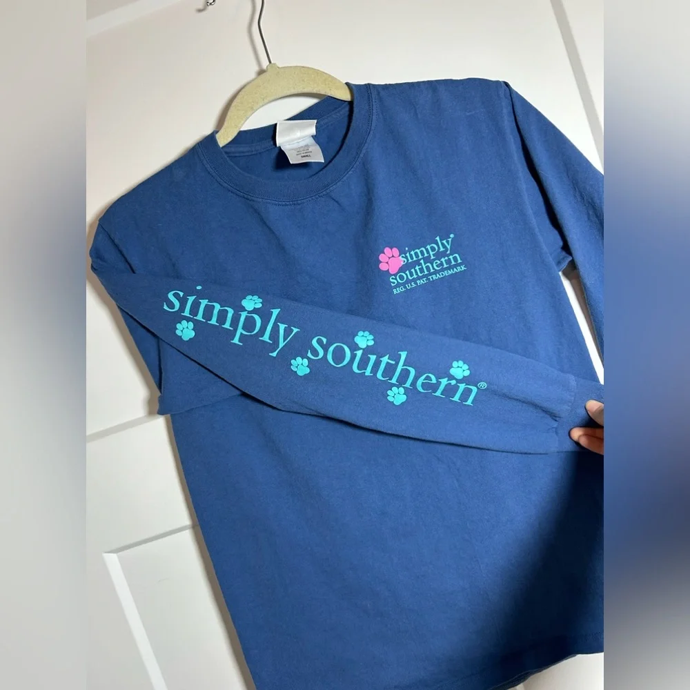 Small Simply Southern t shirt - Picture 3 of 11